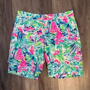 Lilly Pulitzer Men’s Beaumont Short in Salt in the Air